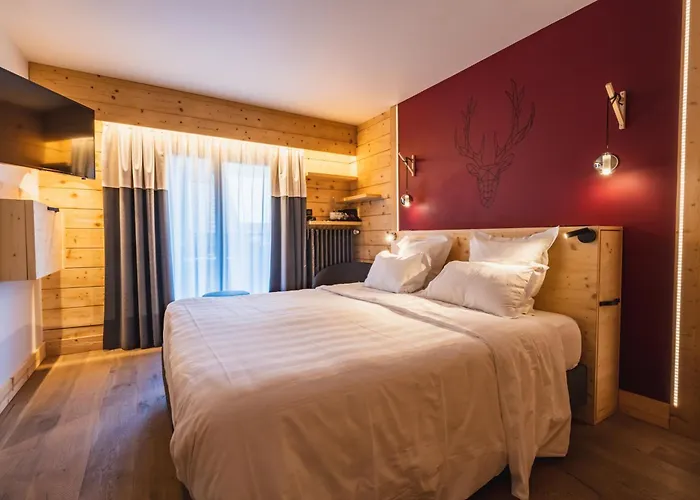 Chalet-Hôtel La Marmotte, La Tapiaz&SPA, The Originals Relais (Hotel-Chalet de Tradition)