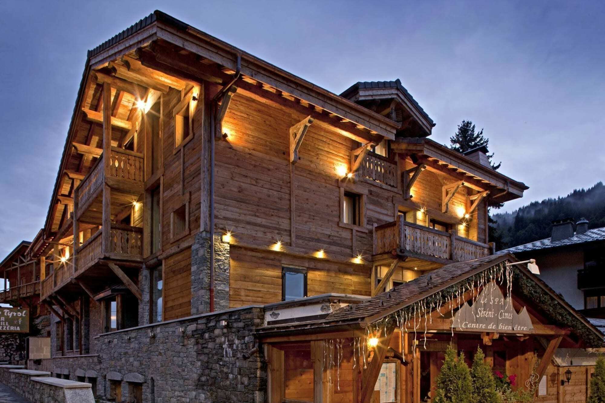 Chalet-hôtel La Marmotte, La Tapiaz&spa, The Originals Relais Hotel 4*
